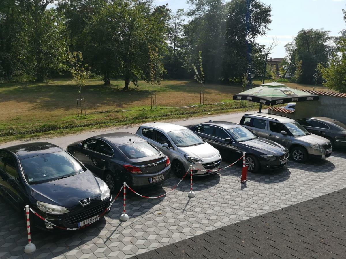 Villa I Spa Stevic Veliko Gradiste Bagian luar foto